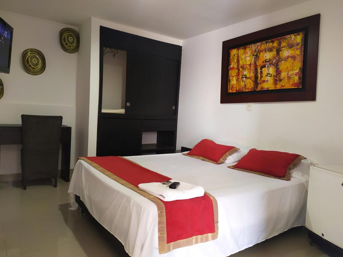 Hotel Plaza Colonial บาเยดูปาร์ ภายนอก รูปภาพ